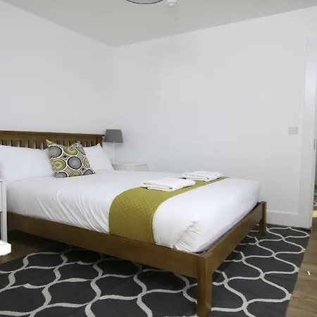 Eyre Executive 1 Apartmán *